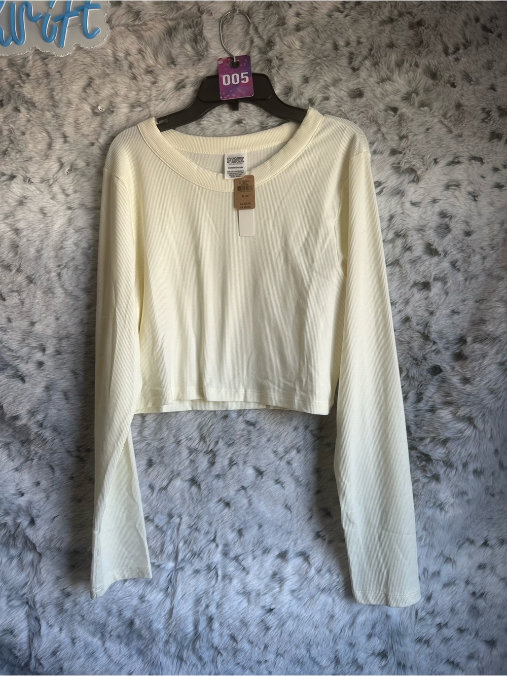 PINK Victoria's Secret Cream Long Sleeve Cropped Top